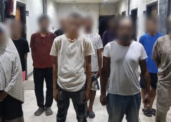 ضبط 10 أشخاص لاستغلال أحداث في التسول وبيع السلع بإلحاح بالقاهرة