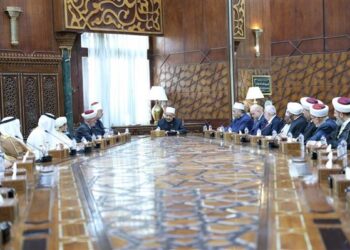 شيخ الأزهر: حماية الأسرة المسلمة مسؤولية.. وعلينا مواجهة الطوفان الذي يستهدف هوية الأمة