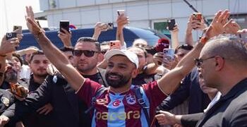 صلاح: استقبال جماهير طرابزون كان استثنائيًا.. وزملائي في ليفربول لم يصدقوا