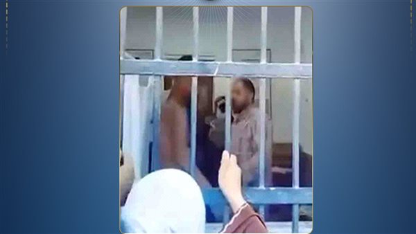 الداخلية تكشف حقيقة فيديو تعدي مدرس على طالب داخل مدرسة بالشرقية