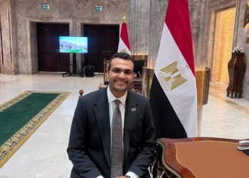 النائب حسين هريدي يفتح ملف واقعة مدرس ووكيل تعليم قنا ويطالب وزير التعليم بالتحقيق